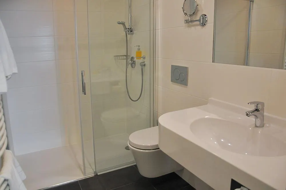 Garni Hotel Alber Marktl 3*,